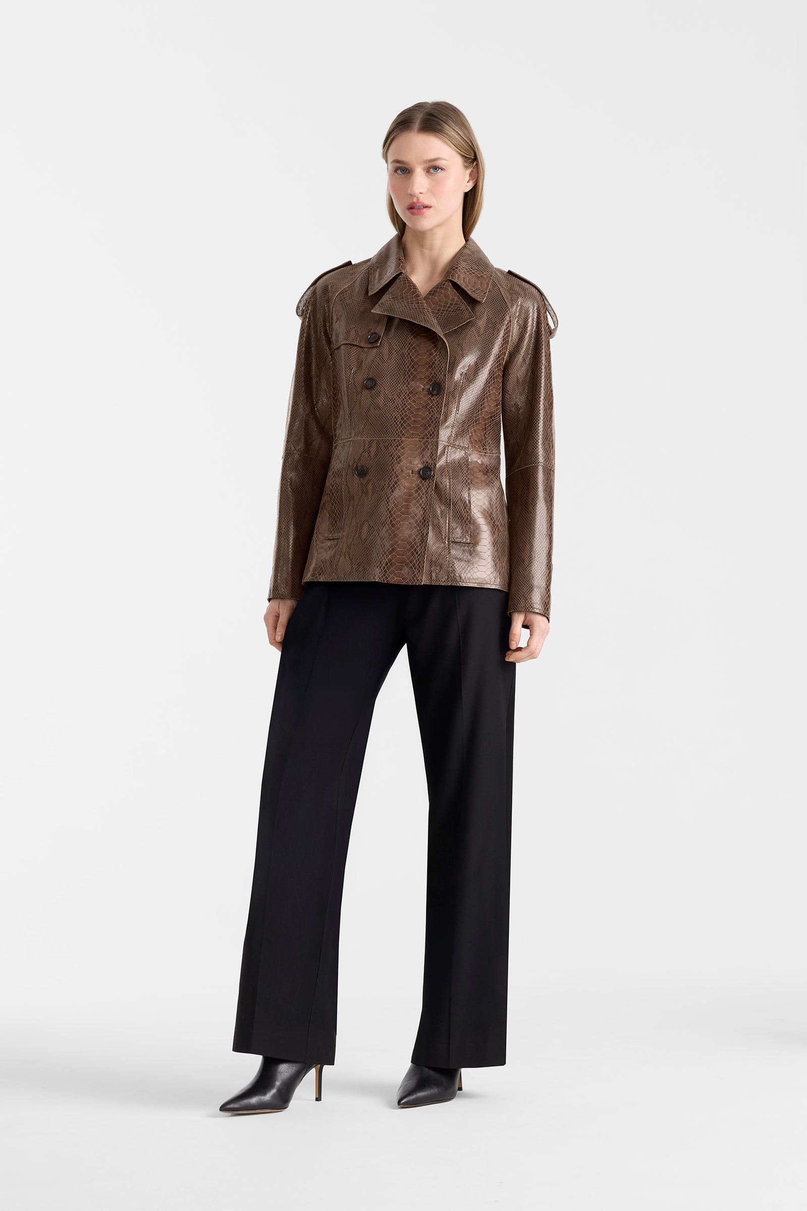 DOLORES-SNK(돌로레스-SNK)