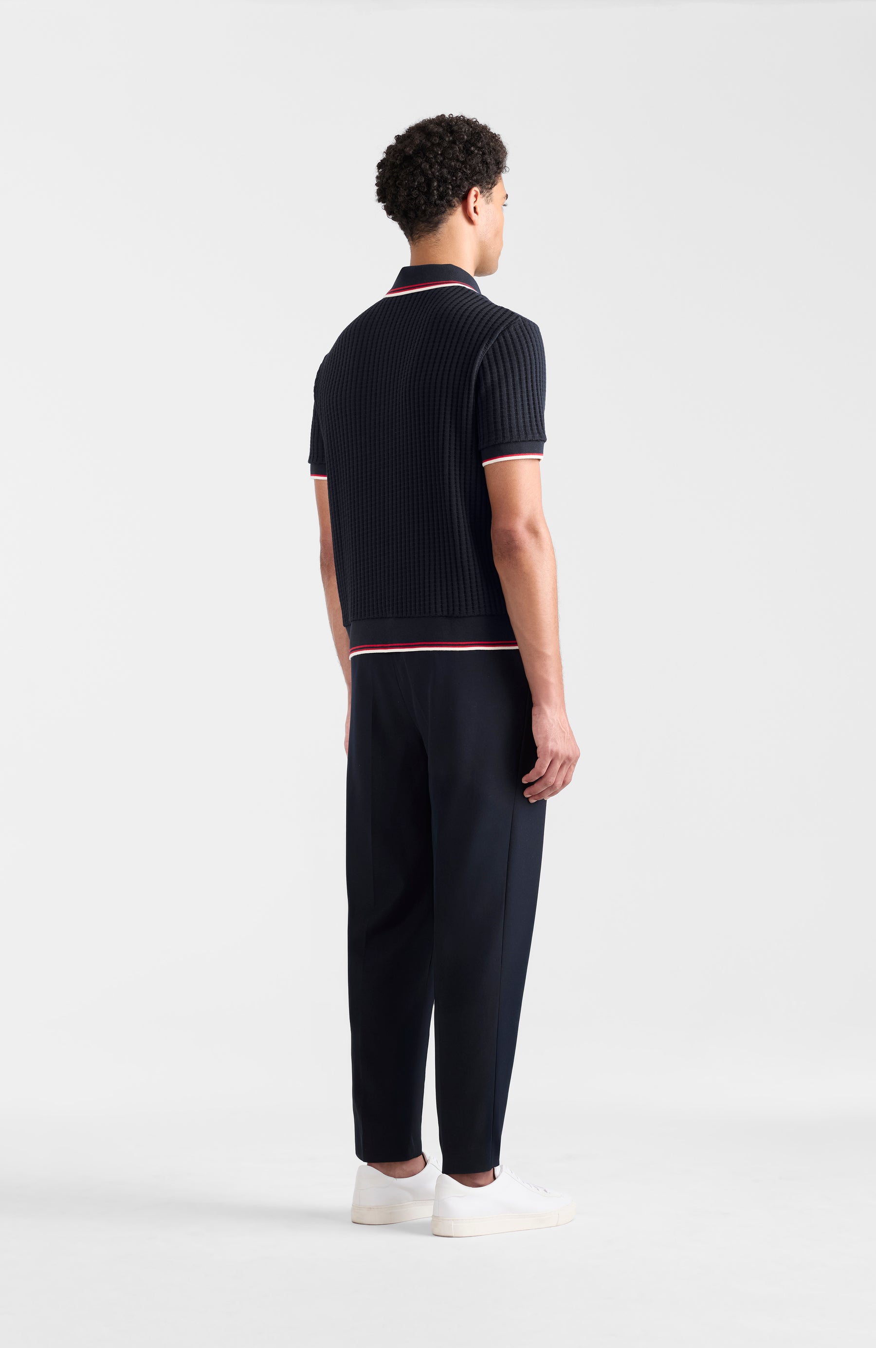 ESTABAN(에스타반)