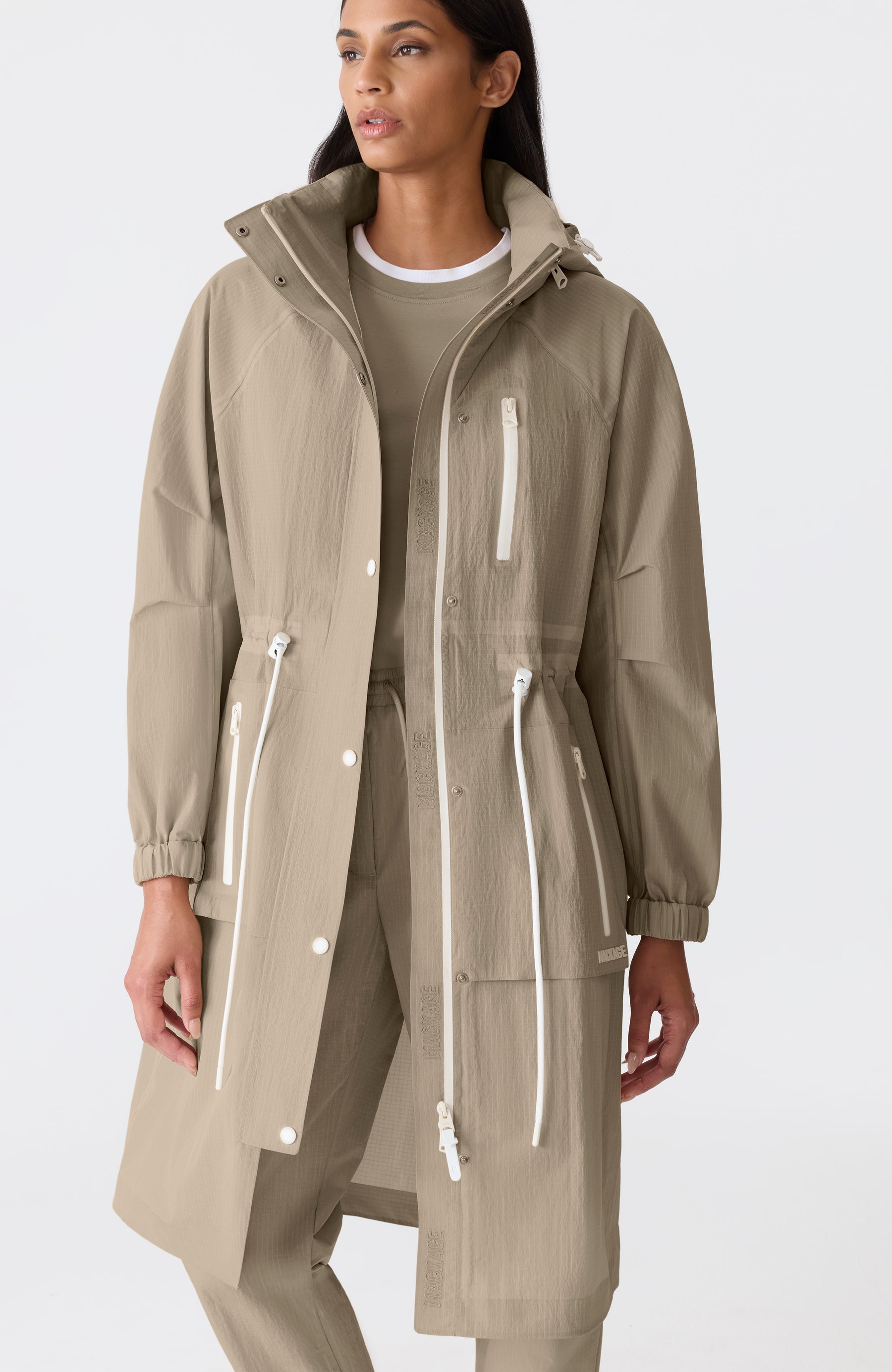 MAKAYLA(마케일라)