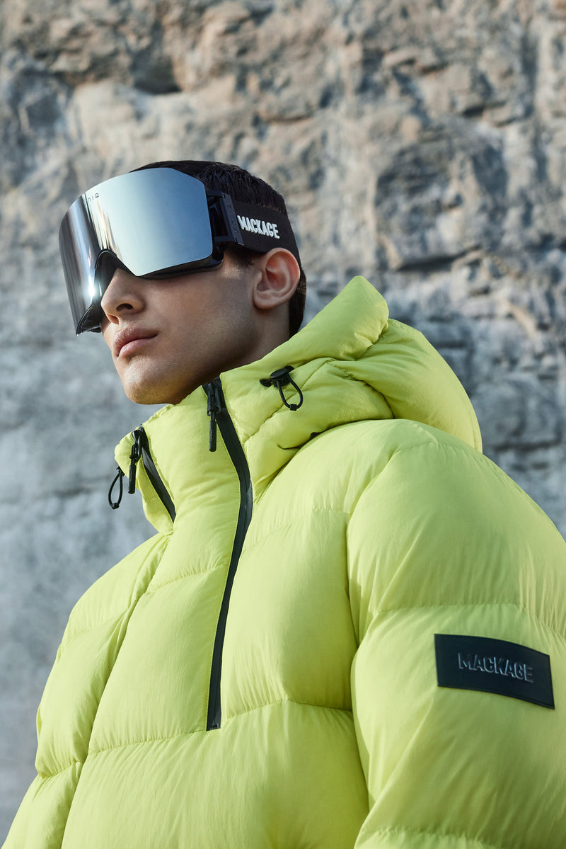 맥카지 (MACKAGE) Home of Luxury Outerwear 맥카지